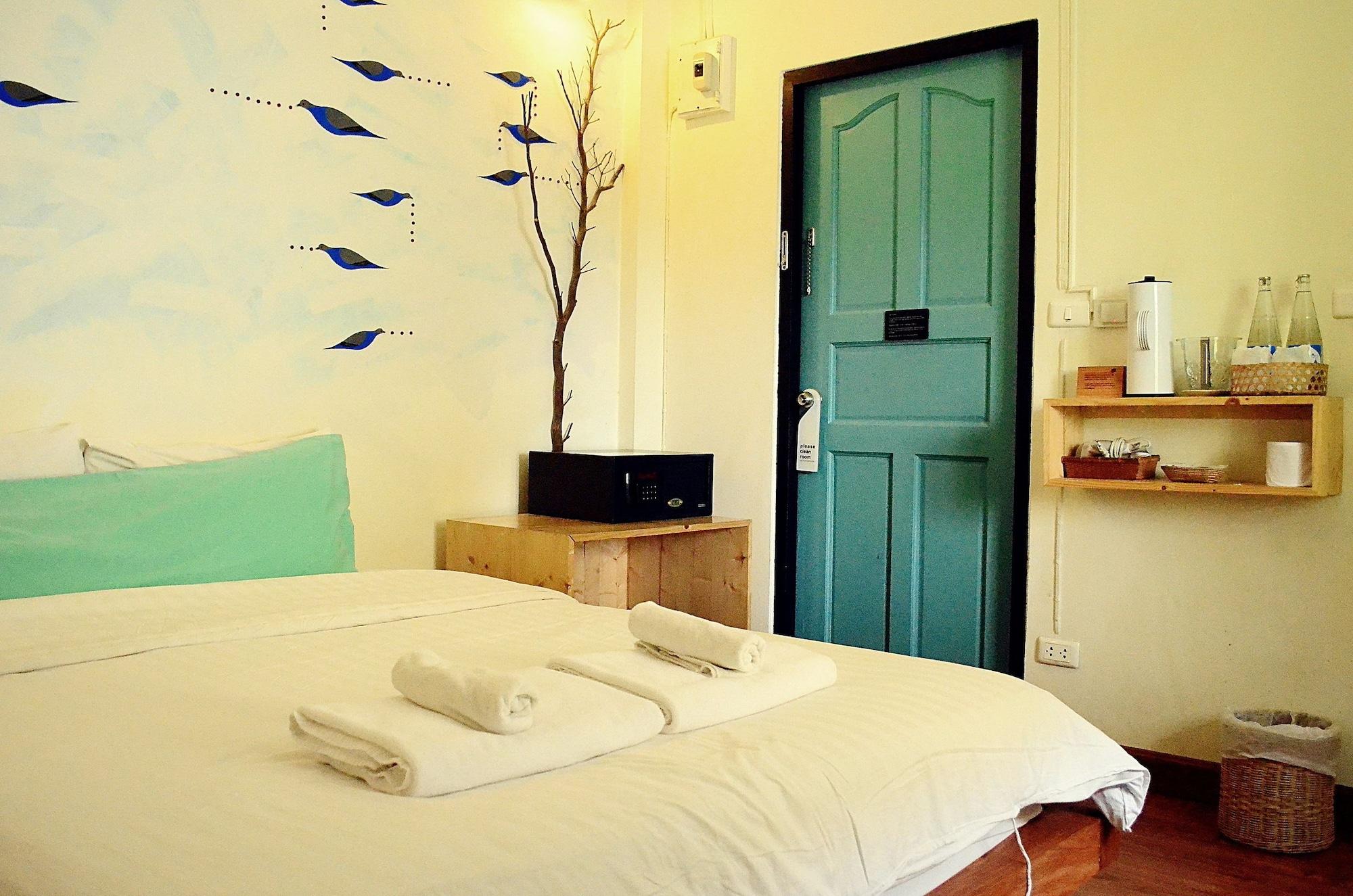 Early Bird Bed & Breakfast (Adults Only) Chiang Mai Buitenkant foto