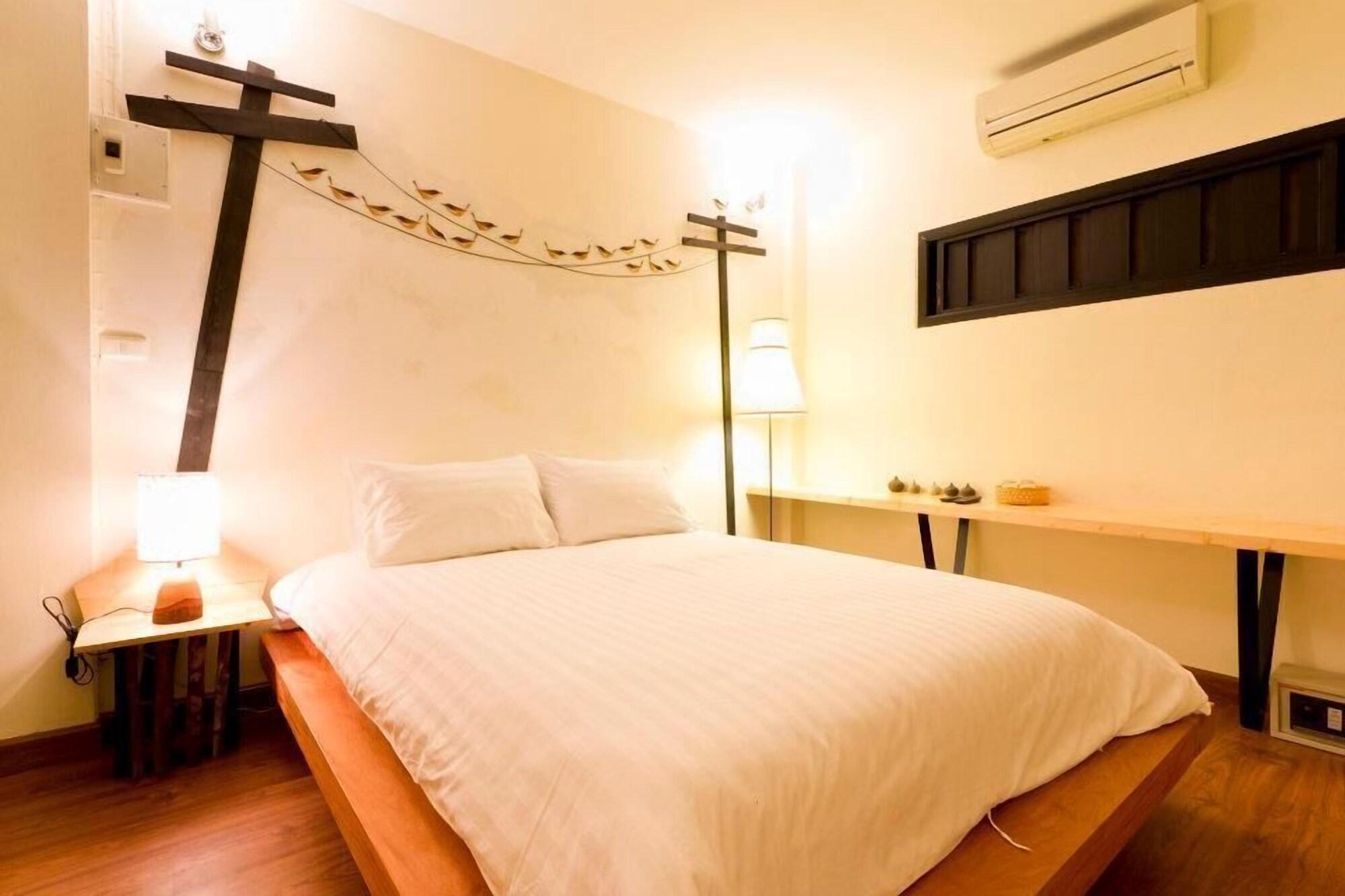 Early Bird Bed & Breakfast (Adults Only) Chiang Mai Buitenkant foto