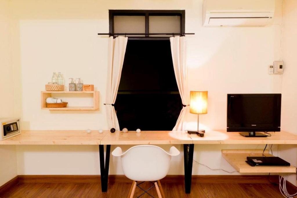 Early Bird Bed & Breakfast (Adults Only) Chiang Mai Kamer foto